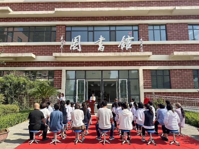 河北保定高新區(qū):文化聯(lián)姻促發(fā)展 書香四溢潤(rùn)未來